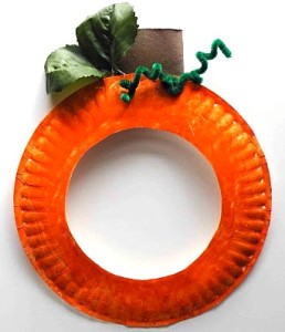Pumpkin paper plate craft